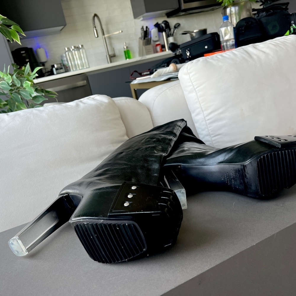 Brand new rick Owens flare boots - Picture 5 of 11
